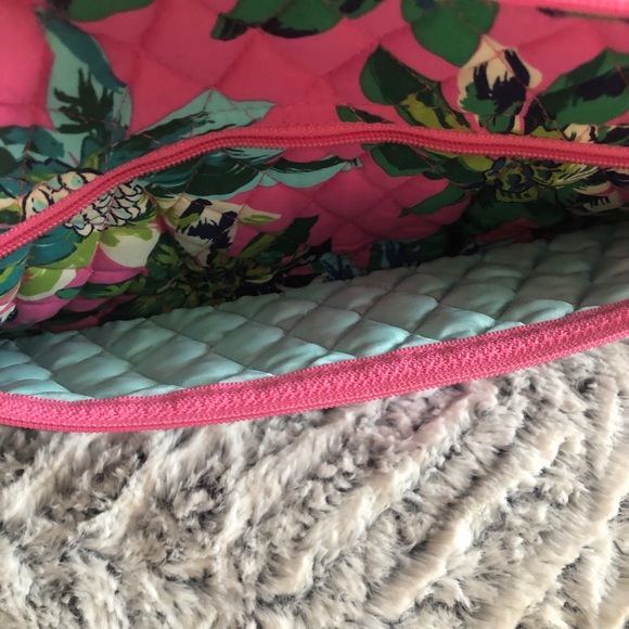 VERA BRADLEY Crossbody - Picture 5 of 8